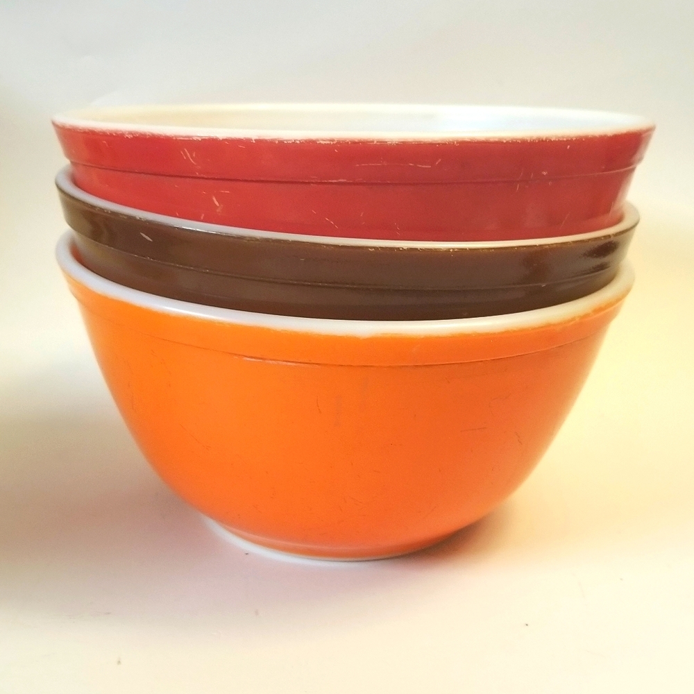 3 1 1/2qt Mixing Pyrex Bowls